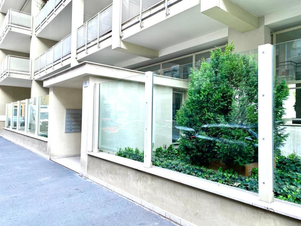 Mpm - Belinzaghi 5 6 Pax Apartment Milan Bagian luar foto