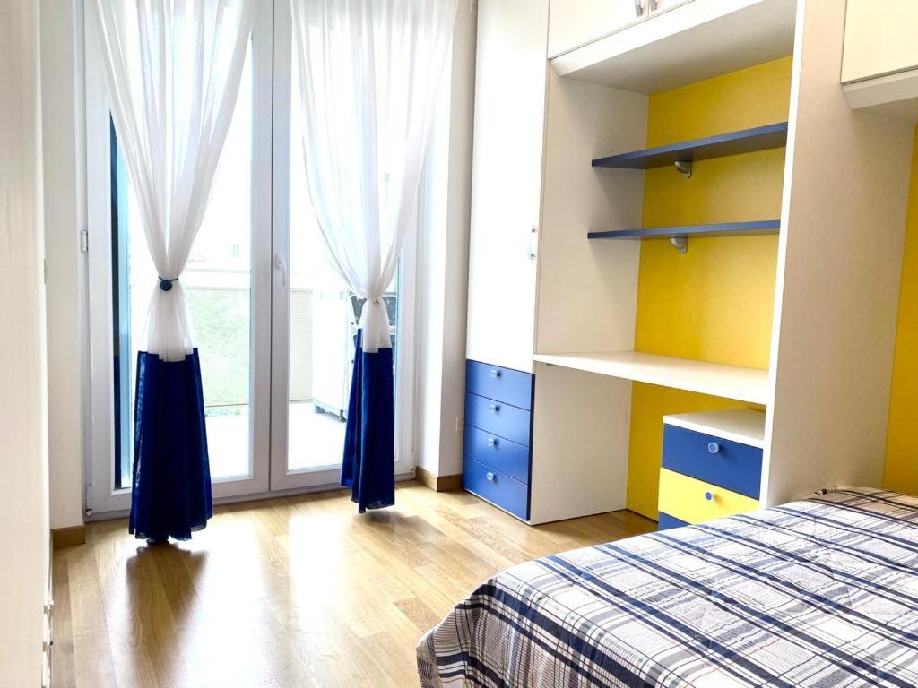 Mpm - Belinzaghi 5 6 Pax Apartment Milan Bagian luar foto