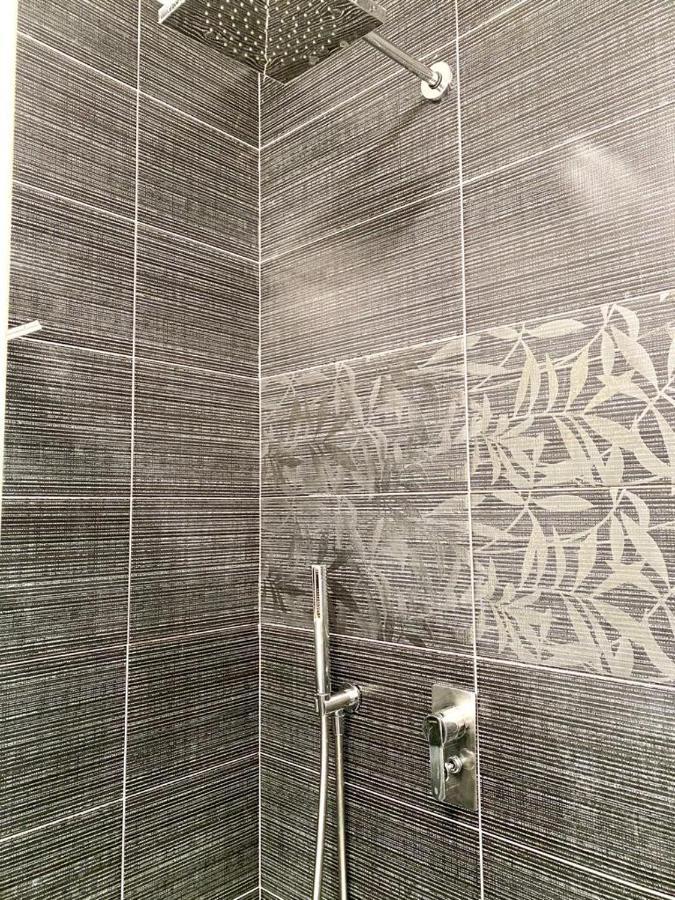 Mpm - Belinzaghi 5 6 Pax Apartment Milan Bagian luar foto